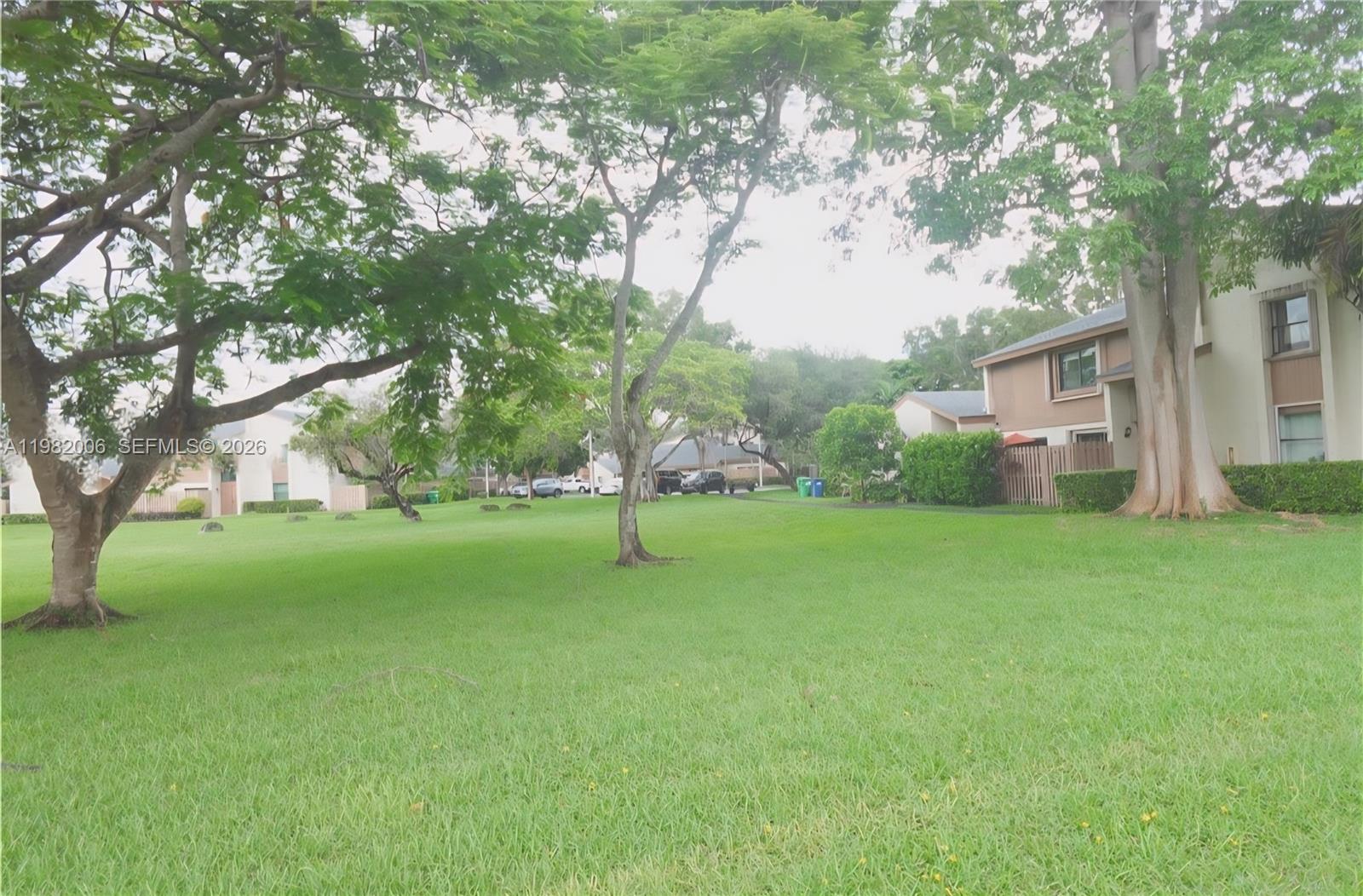 GREENGLADES CONDO 2 - Residential