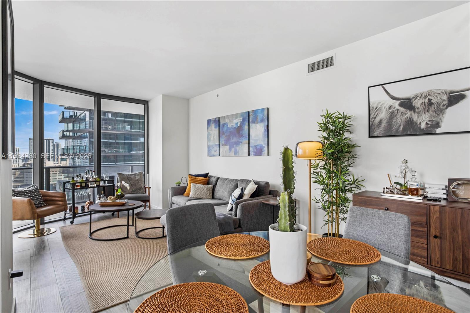 801 SMA RESIDENCES CONDO - Residential Lease