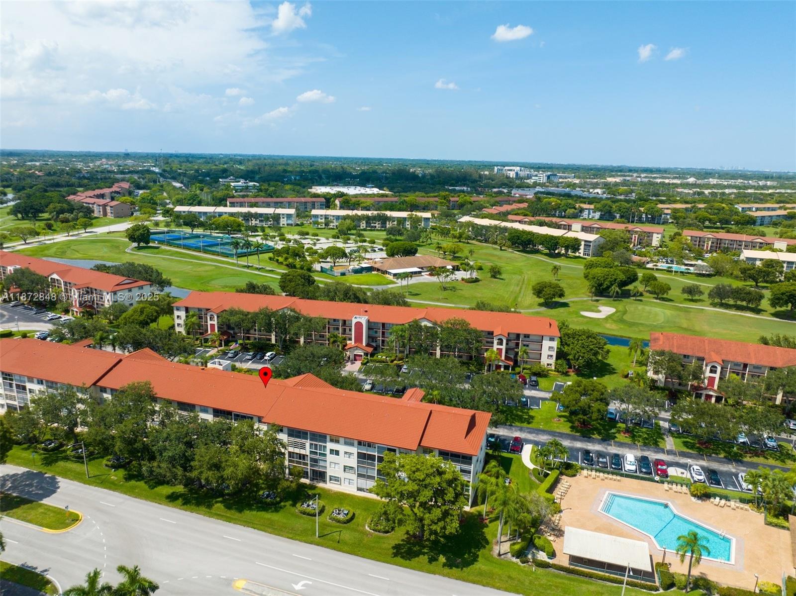 CAMBRIDGE AT CENTURY - Residential Lease