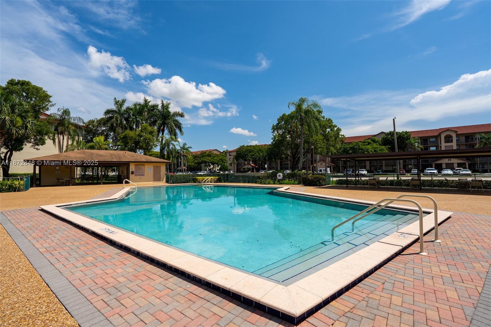 CAMBRIDGE AT CENTURY - Residential Lease