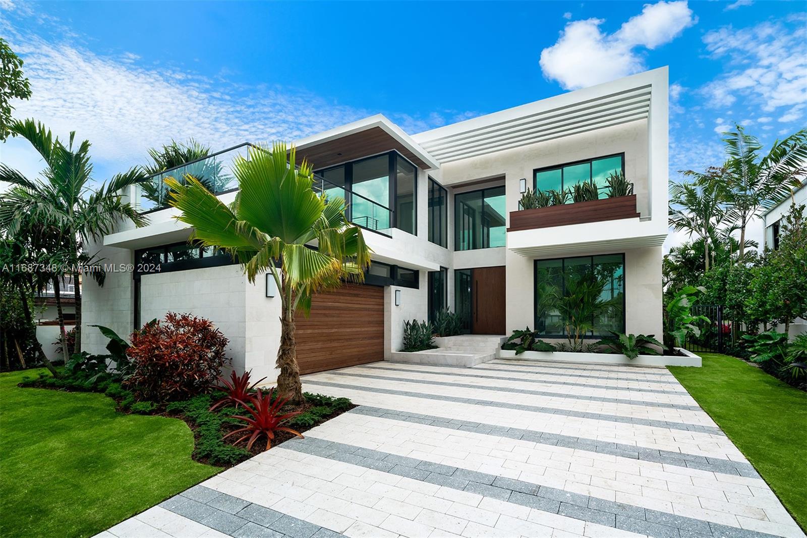 BISCAYNE POINT - Residential