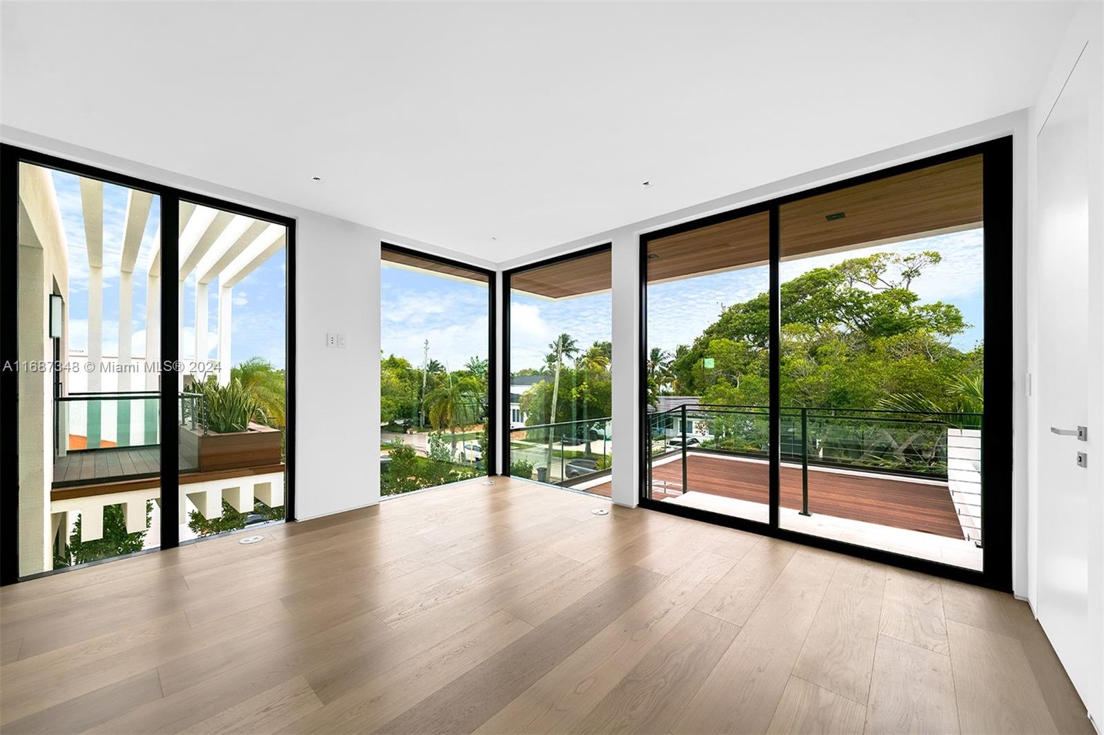 BISCAYNE POINT - Residential