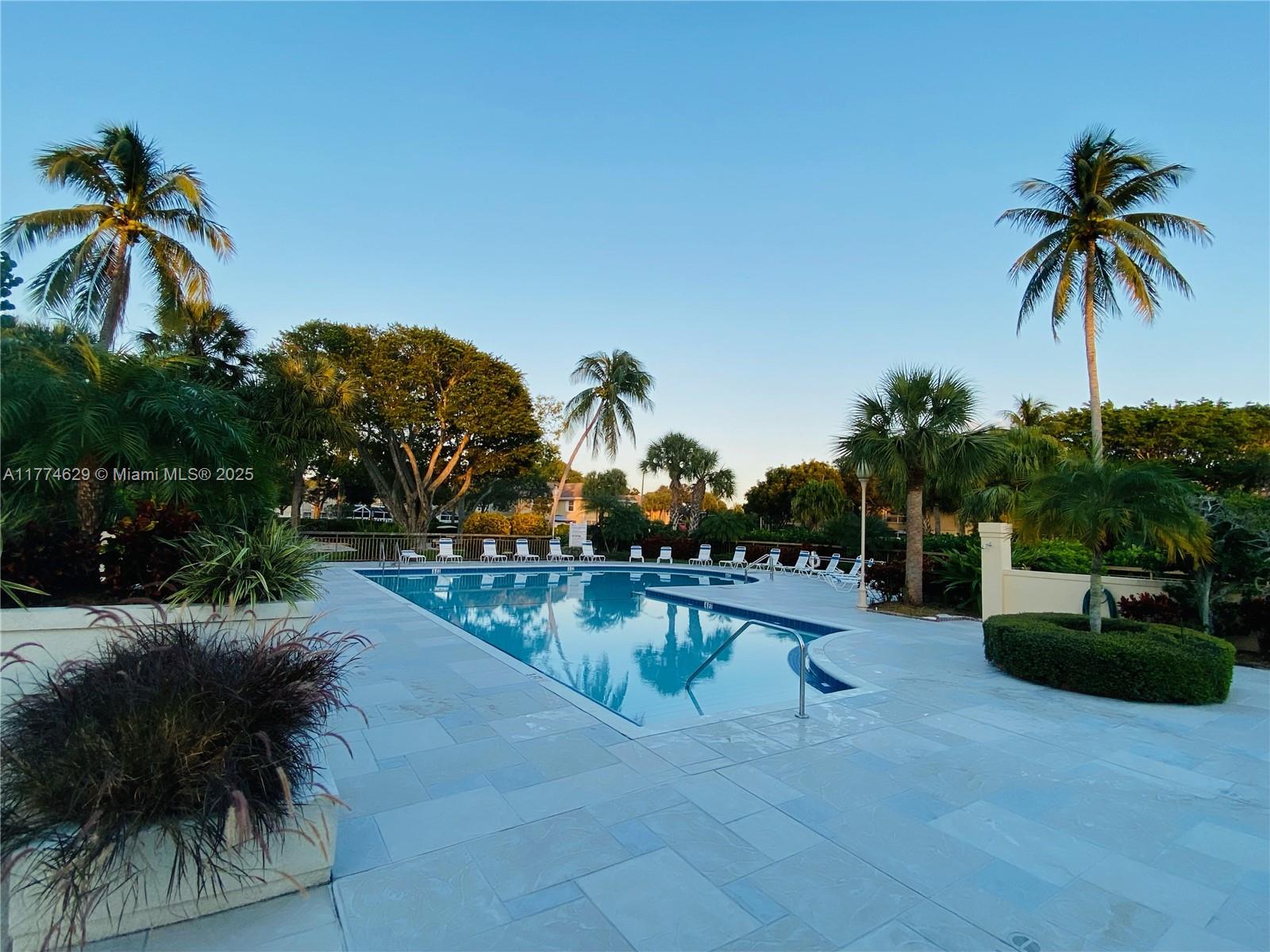 WELLESLEY AT BOYNTON BEAC - Residential