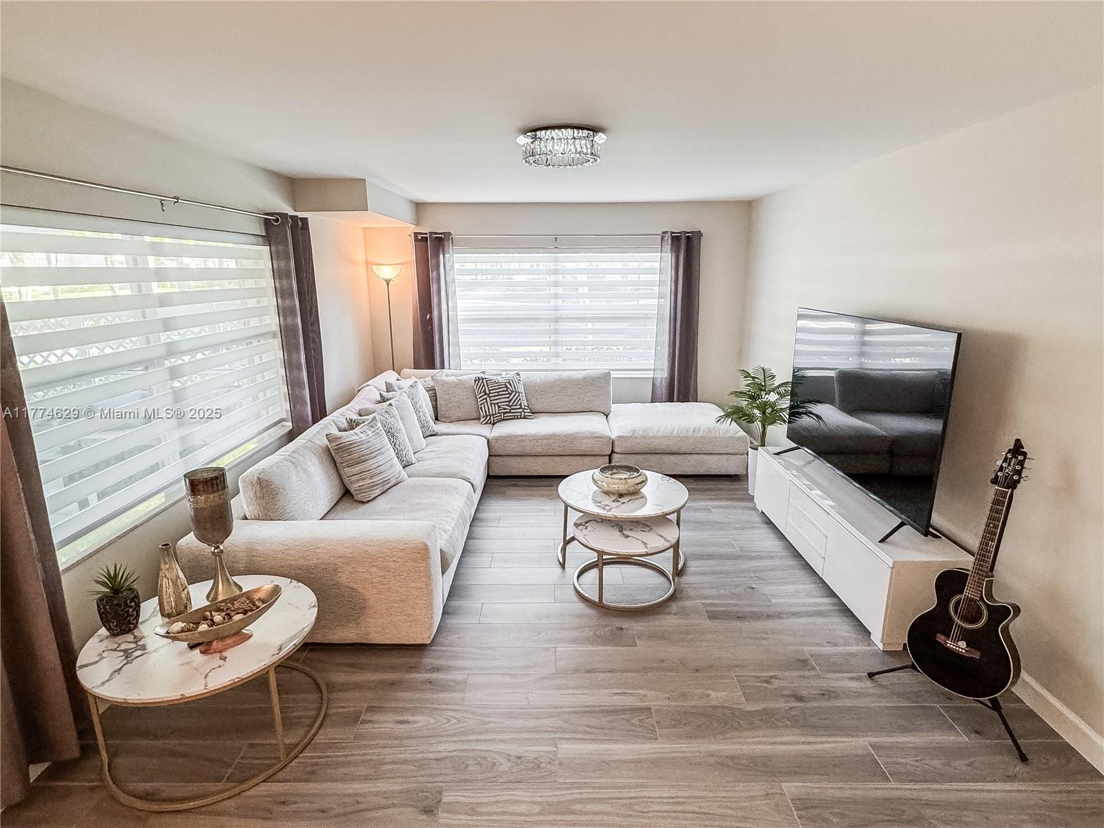 WELLESLEY AT BOYNTON BEAC - Residential