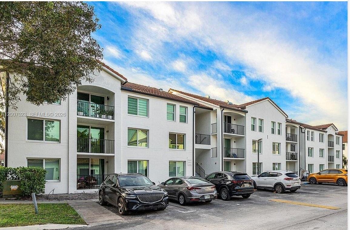 120 Villa Cir 120
