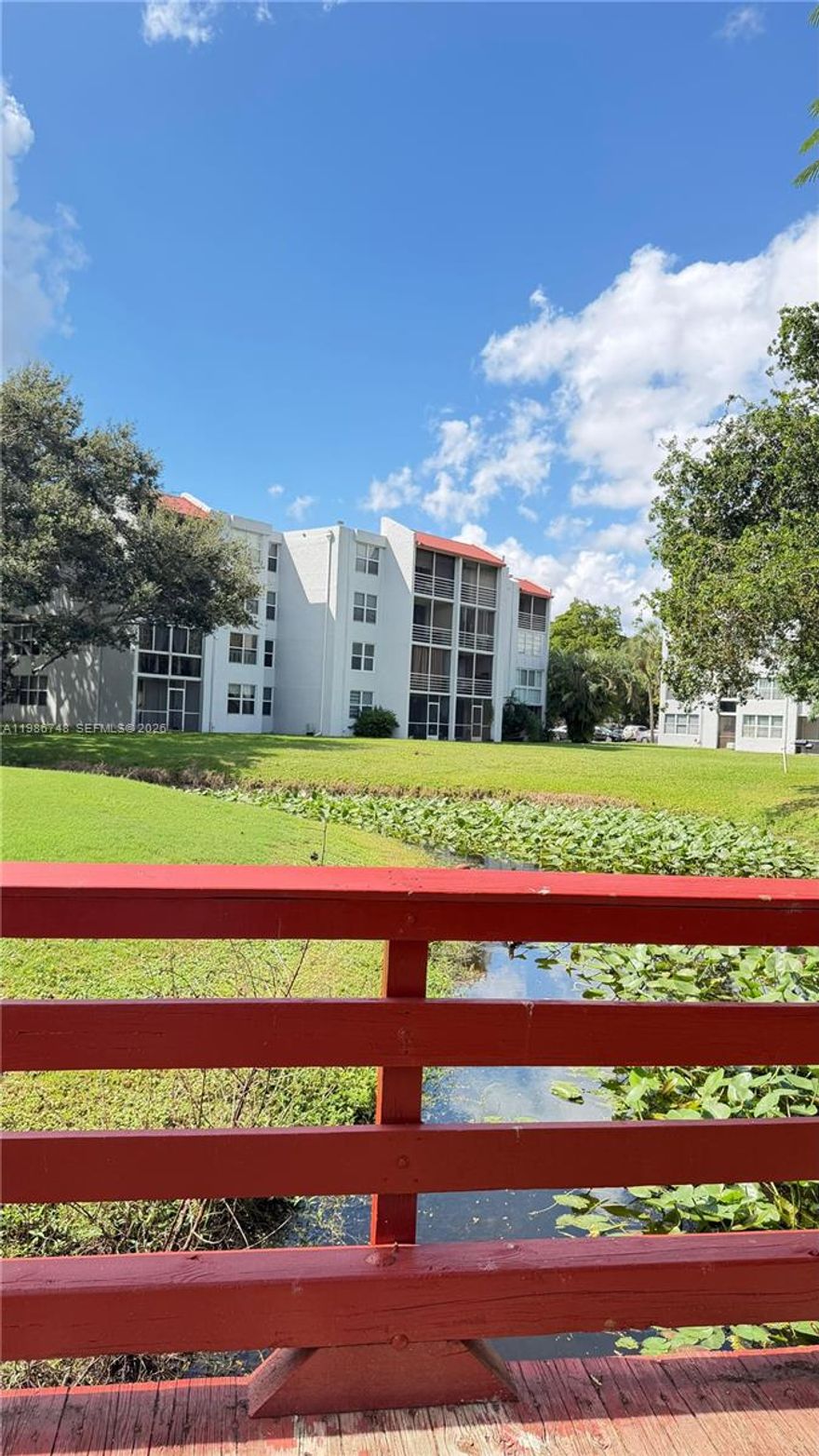 Investor's dream in the heart of Davie! Bright 1/1 condo, 690 SF in desirable Pine Island Ridge. Currently leased through November 2026 — immediate income from day one. Resort-style community w/ pool, fitness center, tennis, golf, 2 restaurants & 24-hr concierge. HOA covers building exterior, landscaping & amenities. Assigned parking. Minutes to NSU, Broward College, I-595 & FLL. Affordable entry point in a high-demand rental market. Don't miss this opportunity!