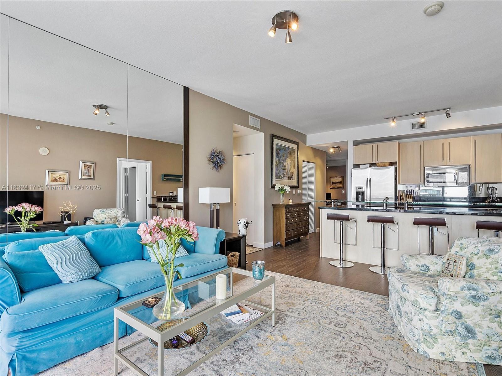 1111 SW 1st Ave 3217-N