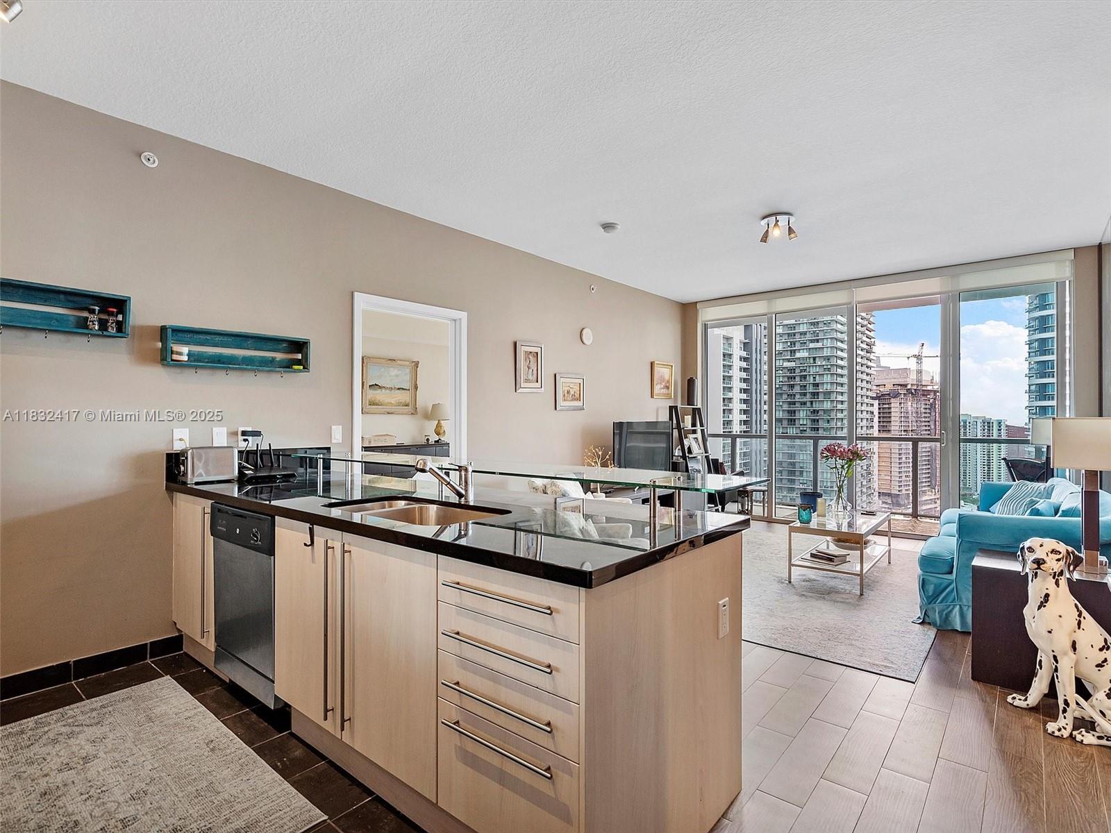 1111 SW 1st Ave 3217-N