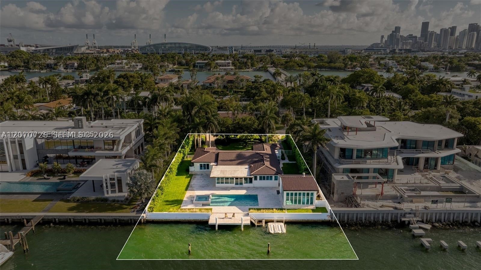 205 N Hibiscus Dr