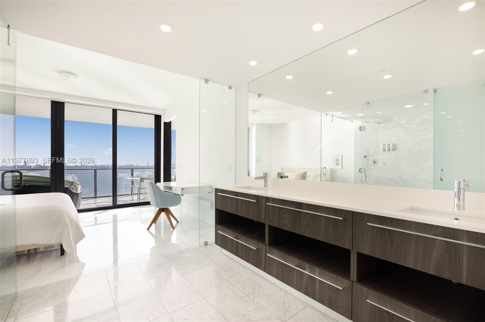 ONE PARAISO CONDO - Residential Lease