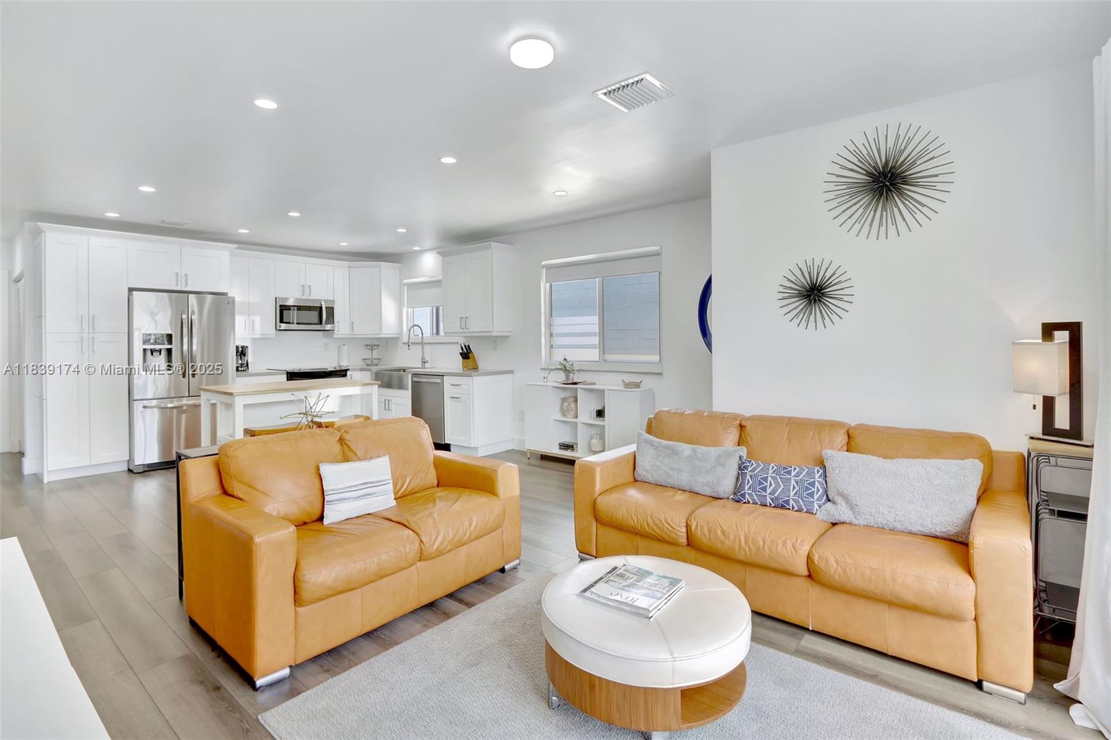 VICTORIA ISLES - Residential Lease