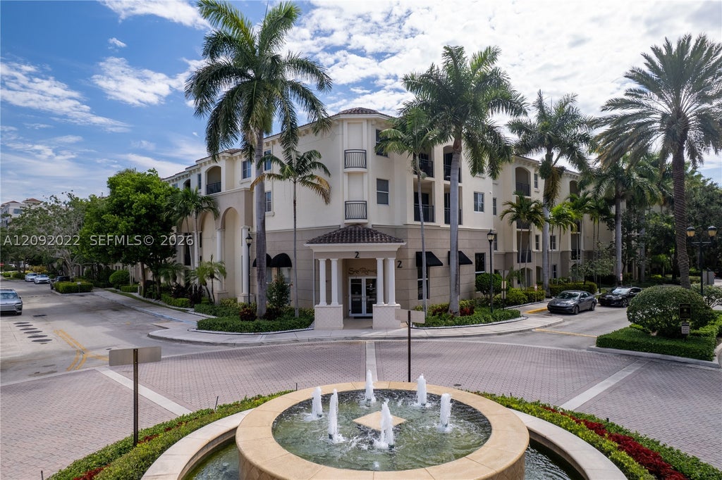 Photo of 2 Renaissance Way #305, Boynton Beach, FL 33426 (MLS # A12092022)