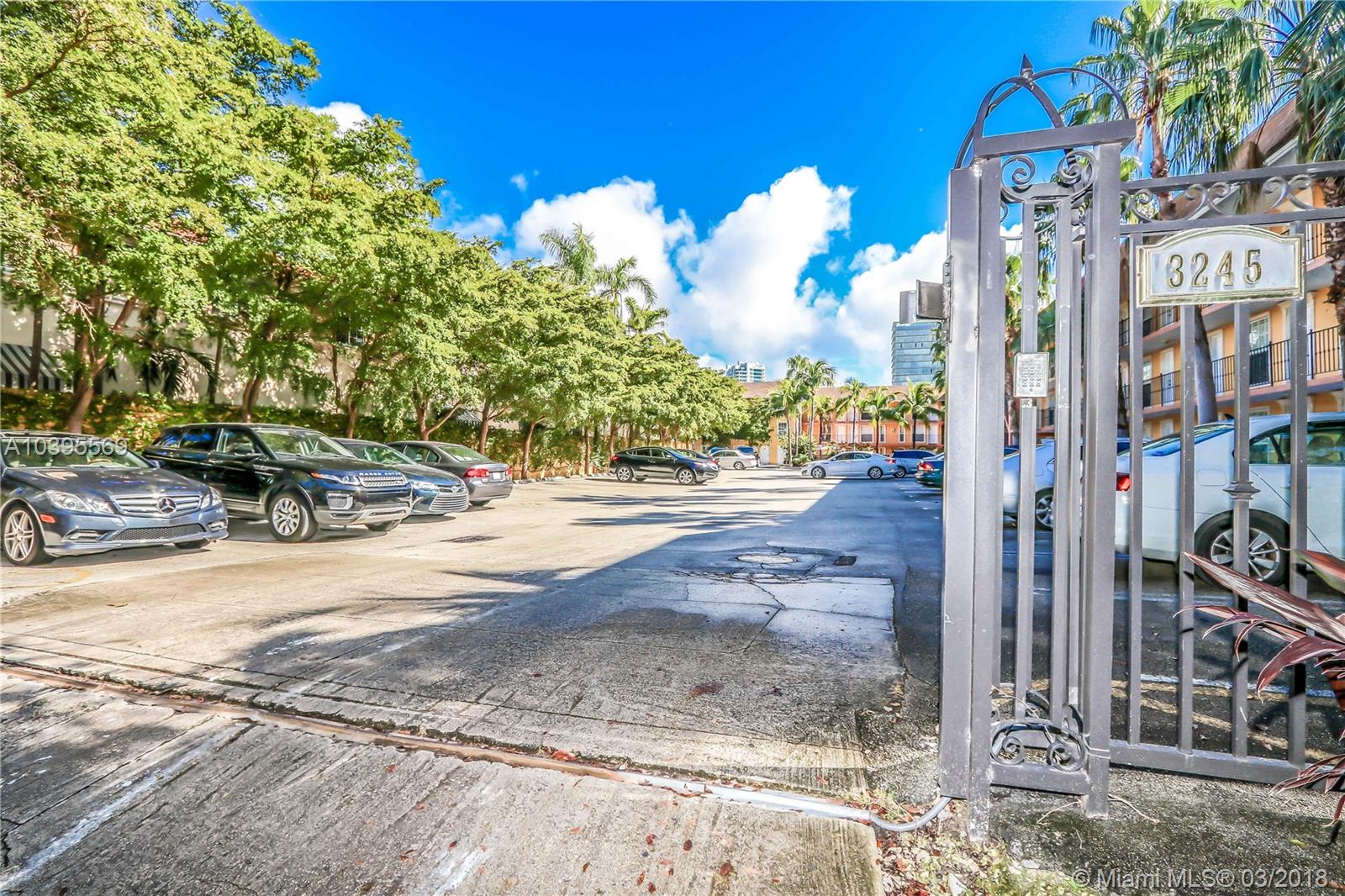 VIRGINIA POINTE CONDO - Residential Lease