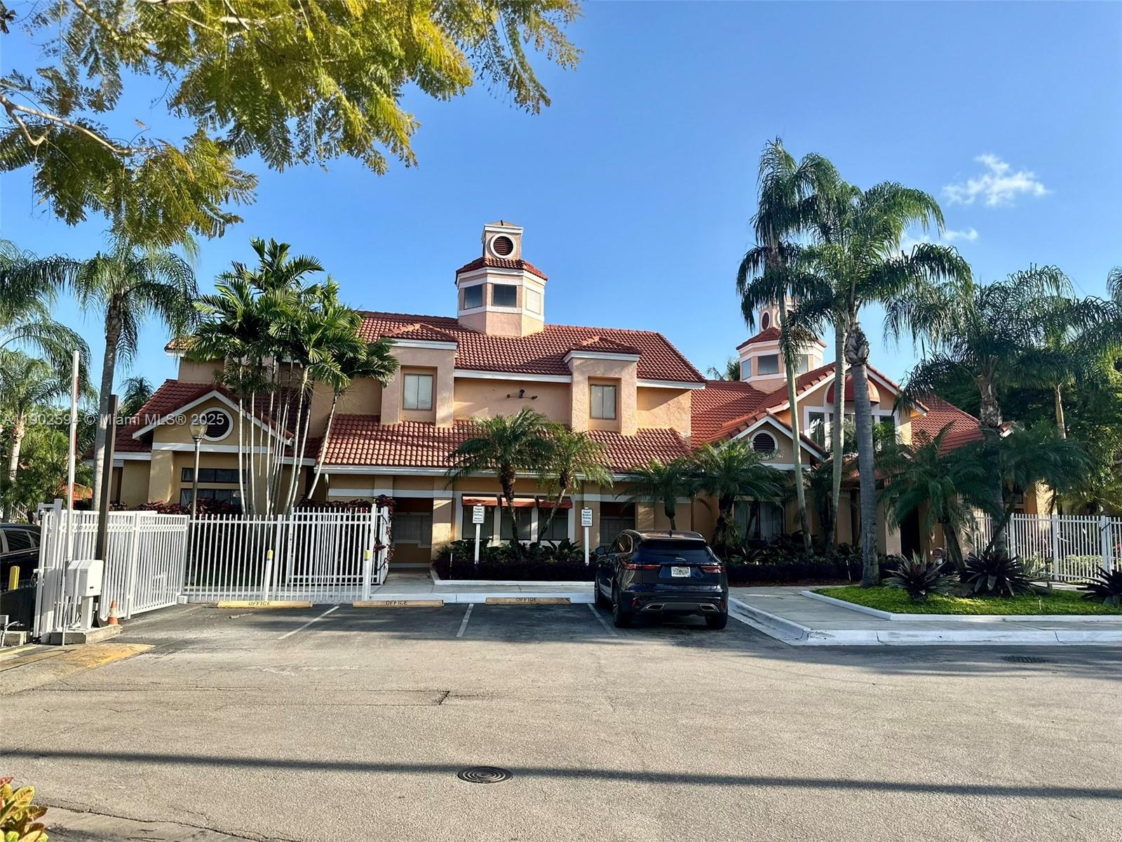 BISCAYNE BEACH CLUB CONDO - Residential Lease