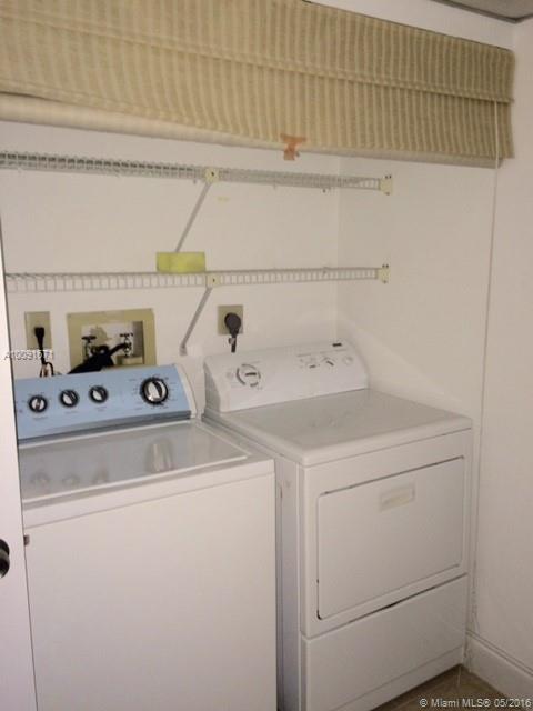 Pembroke Lakes Sec Seven - Residential Lease