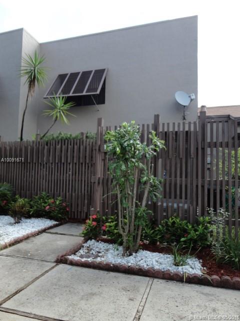 Pembroke Lakes Sec Seven - Residential Lease