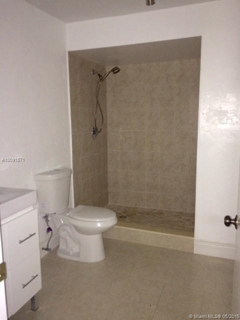 Pembroke Lakes Sec Seven - Residential Lease