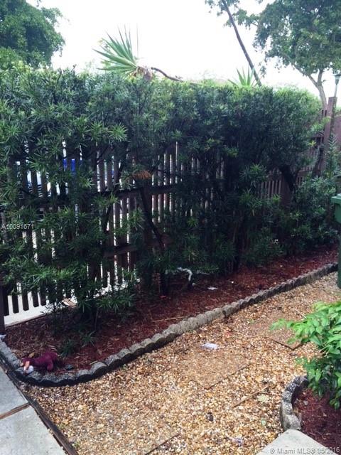 Pembroke Lakes Sec Seven - Residential Lease