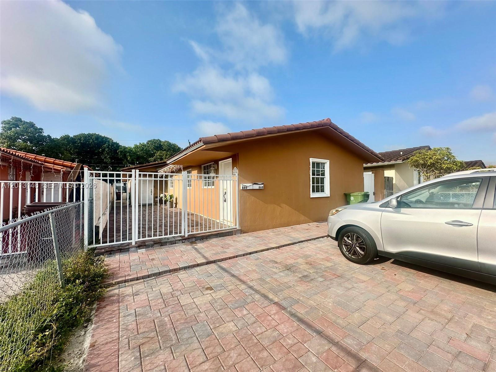 HIALEAH LAWN AMD PL - Residential Lease