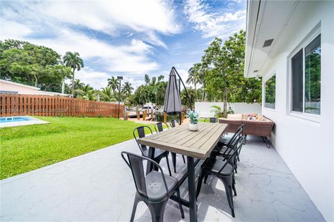 Single Family Residence in Dania Beach FL 2809 46th St 24.jpg