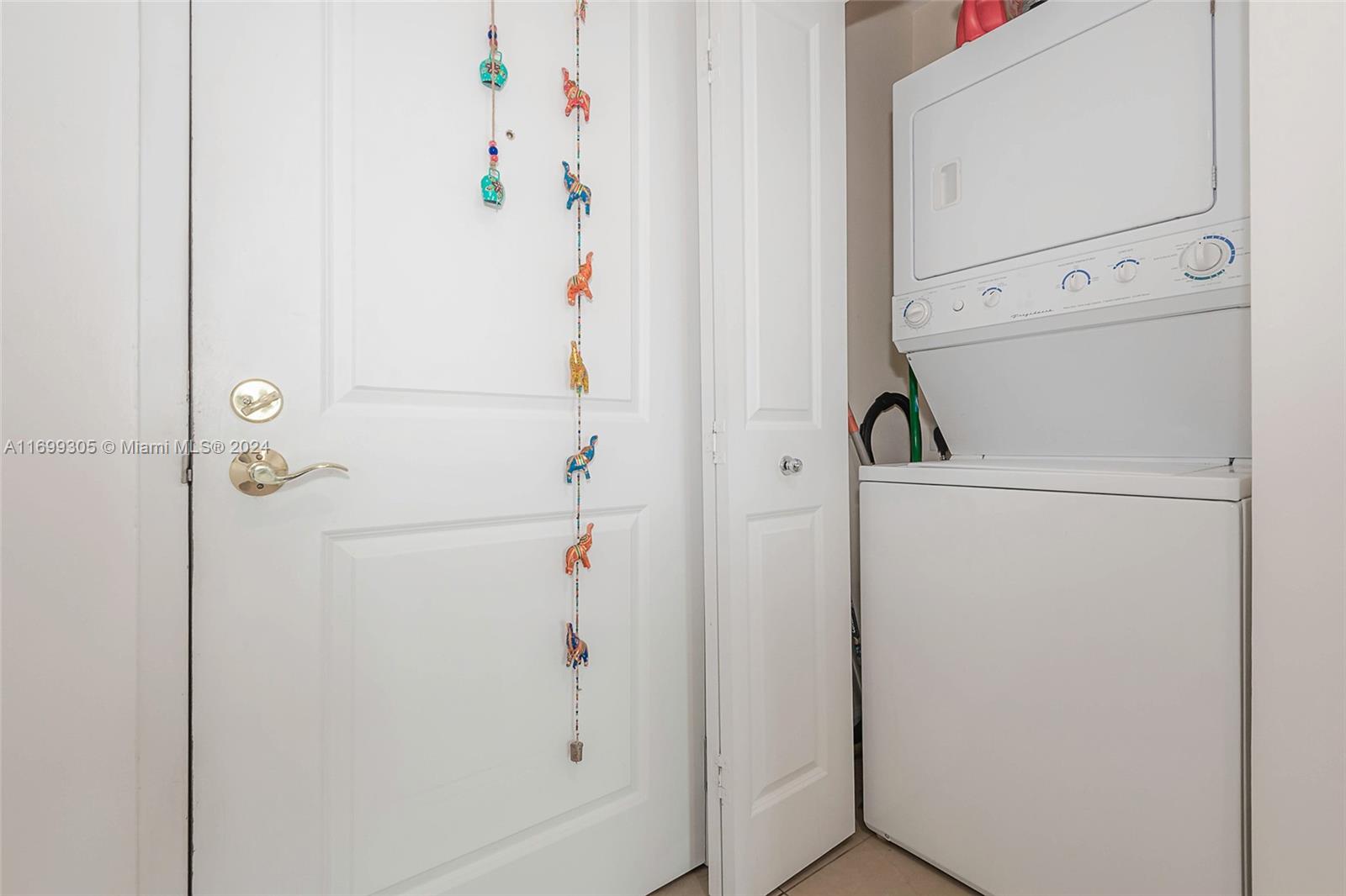 SYMPHONY SOUTH CONDO - Residential