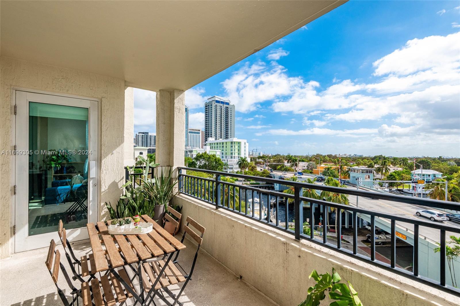 SYMPHONY SOUTH CONDO - Residential
