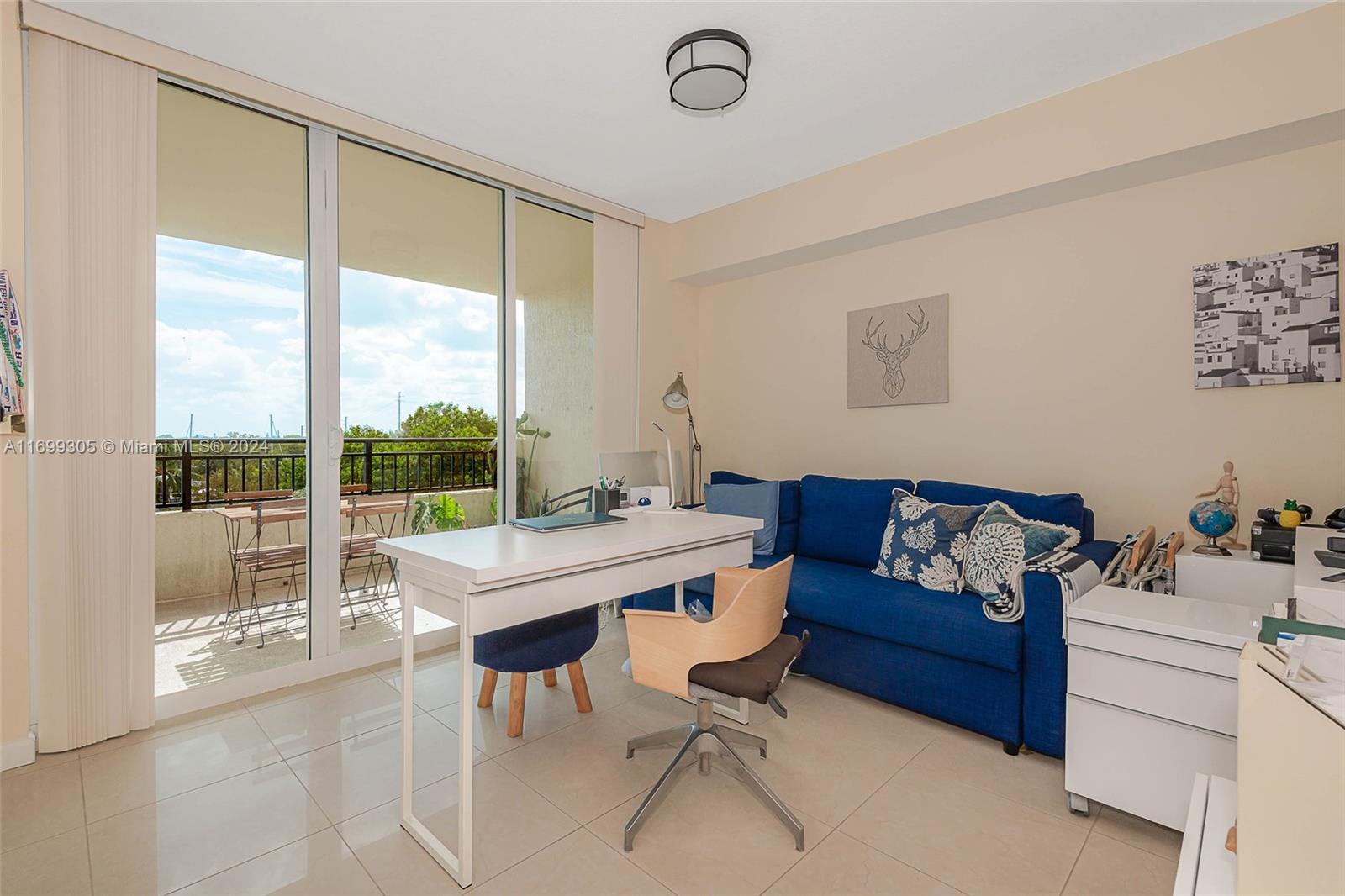 SYMPHONY SOUTH CONDO - Residential