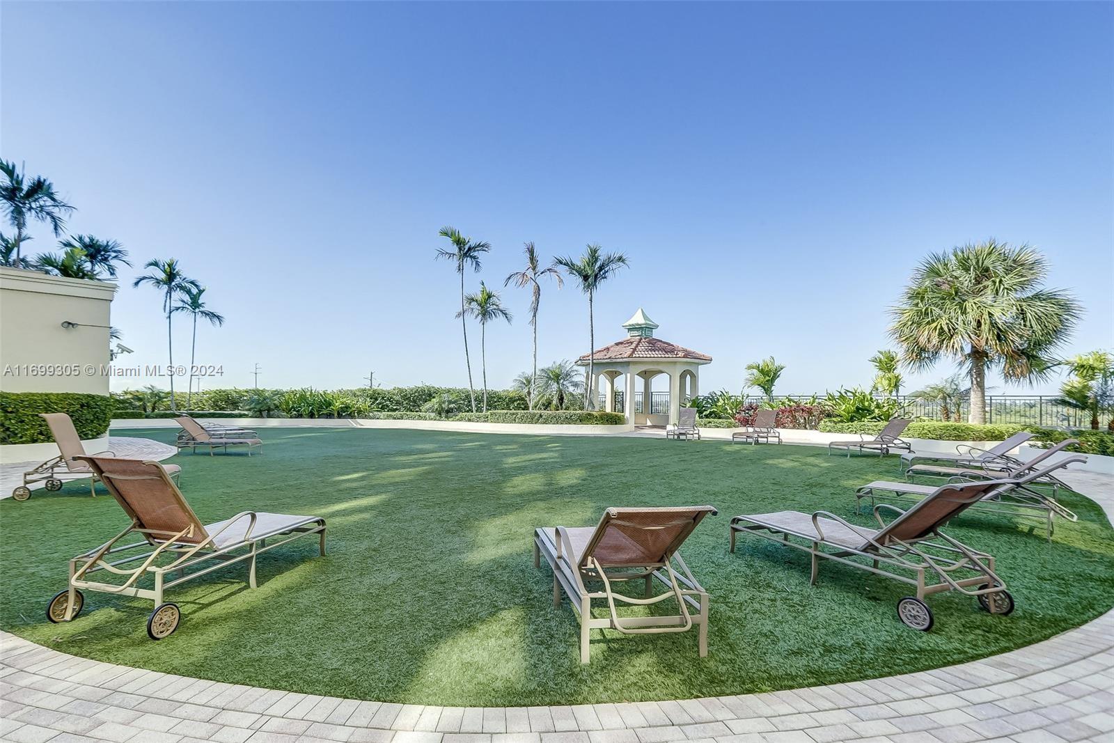 SYMPHONY SOUTH CONDO - Residential