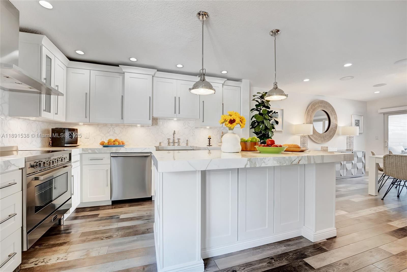 VILLAS OF OCEAN DUNES - Residential Lease