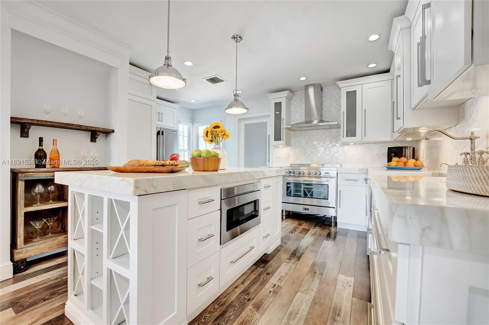 VILLAS OF OCEAN DUNES - Residential Lease