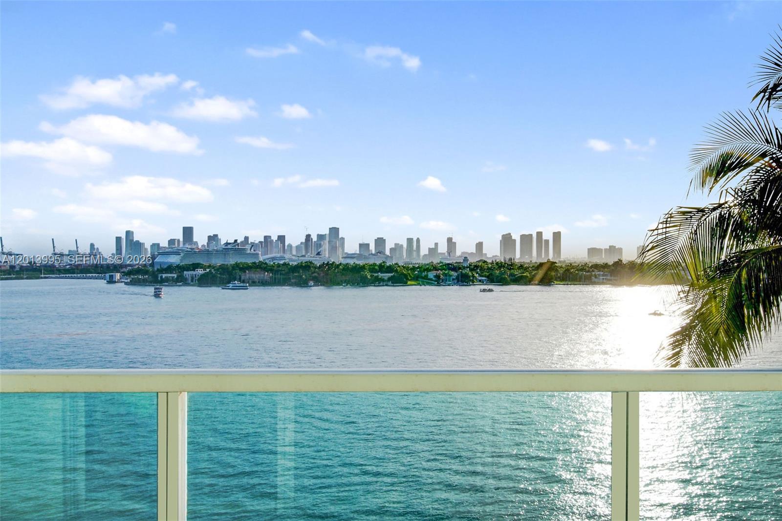 THE FLORIDIAN CONDO - Residential Lease