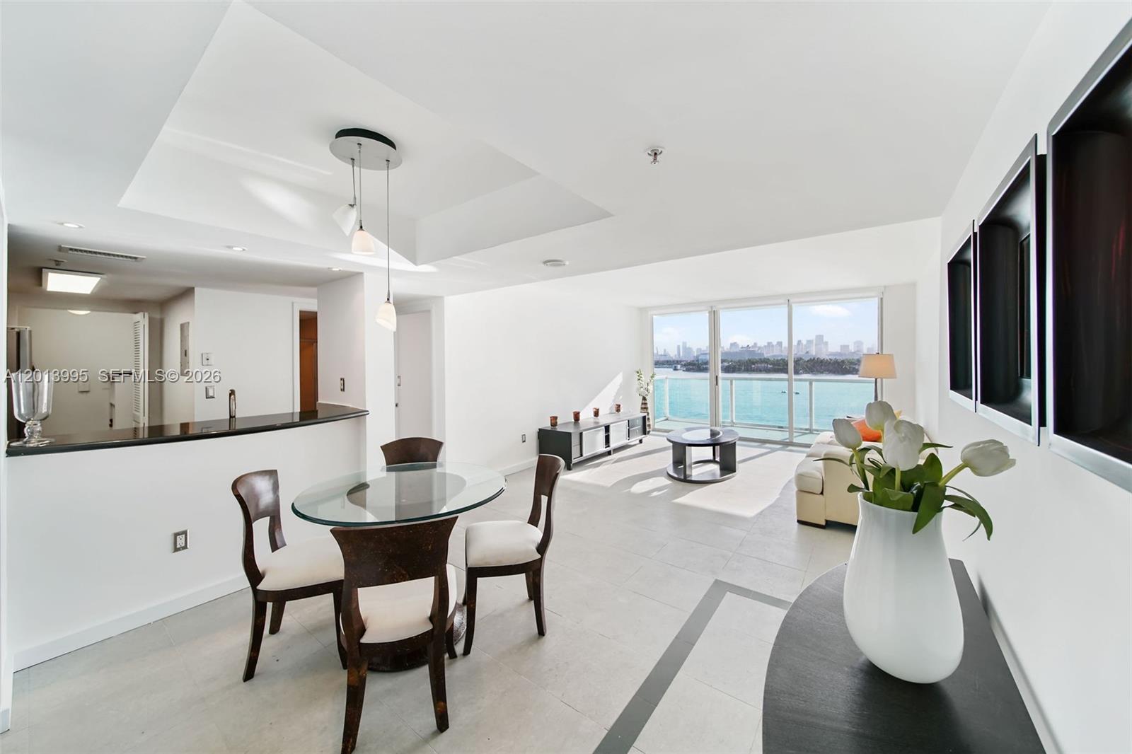 650 West Ave 805