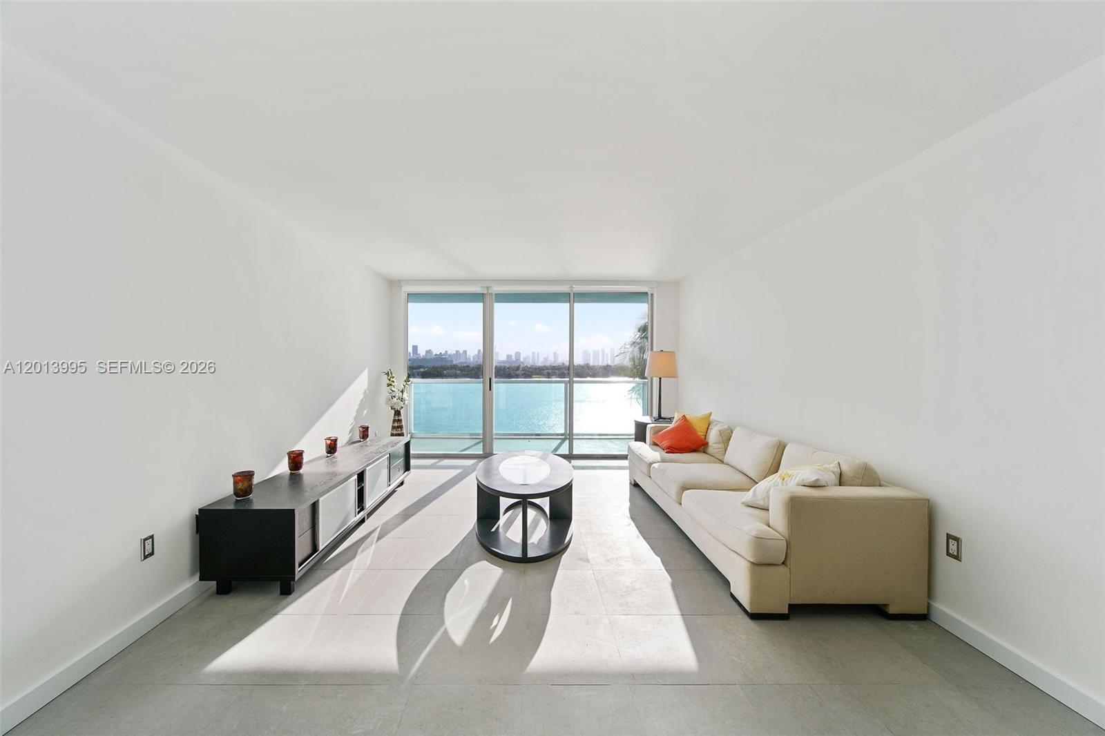 650 West Ave 805