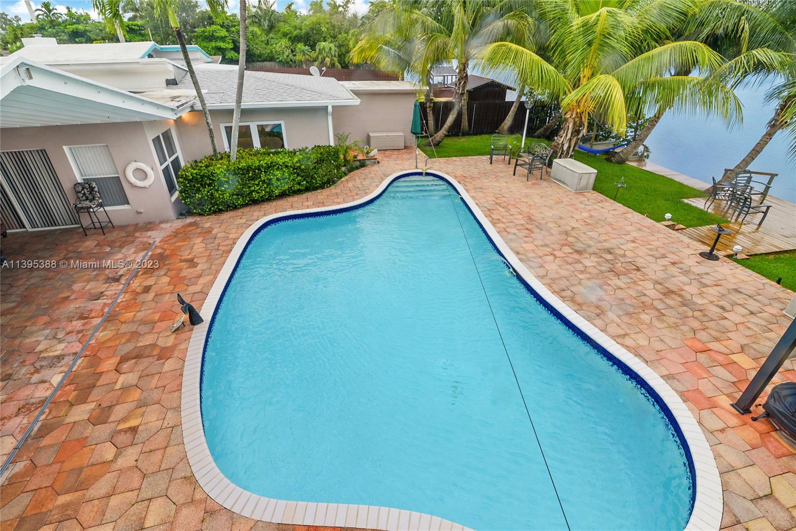 ENCHANTED LAKE - Residential