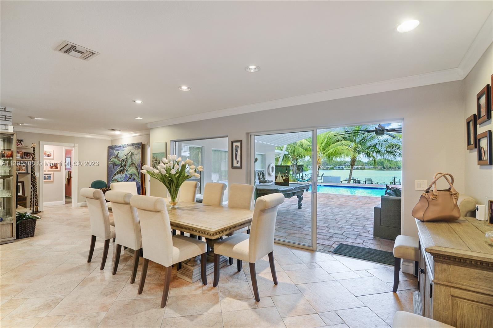 ENCHANTED LAKE - Residential