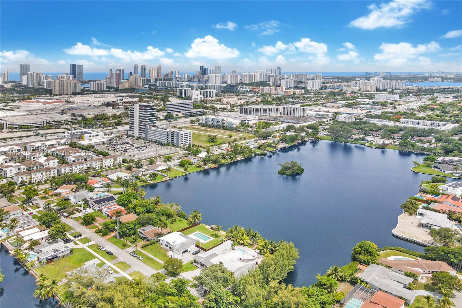 ENCHANTED LAKE - Residential