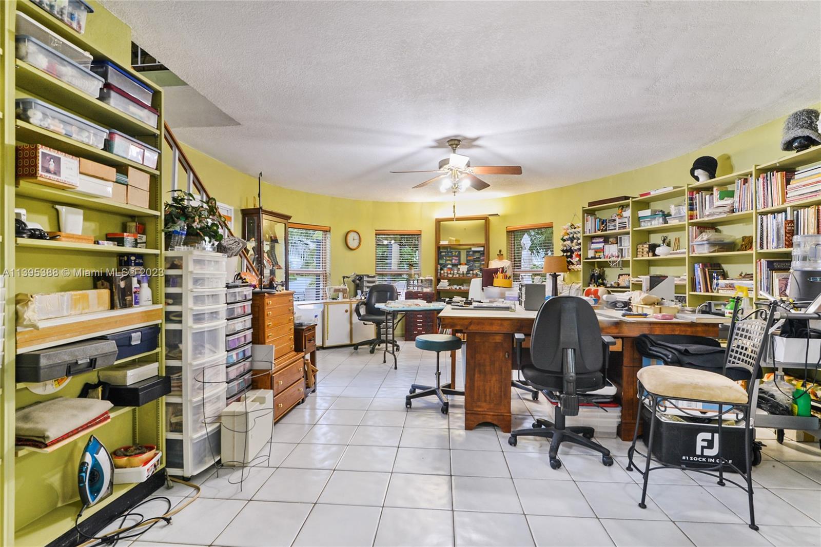 ENCHANTED LAKE - Residential