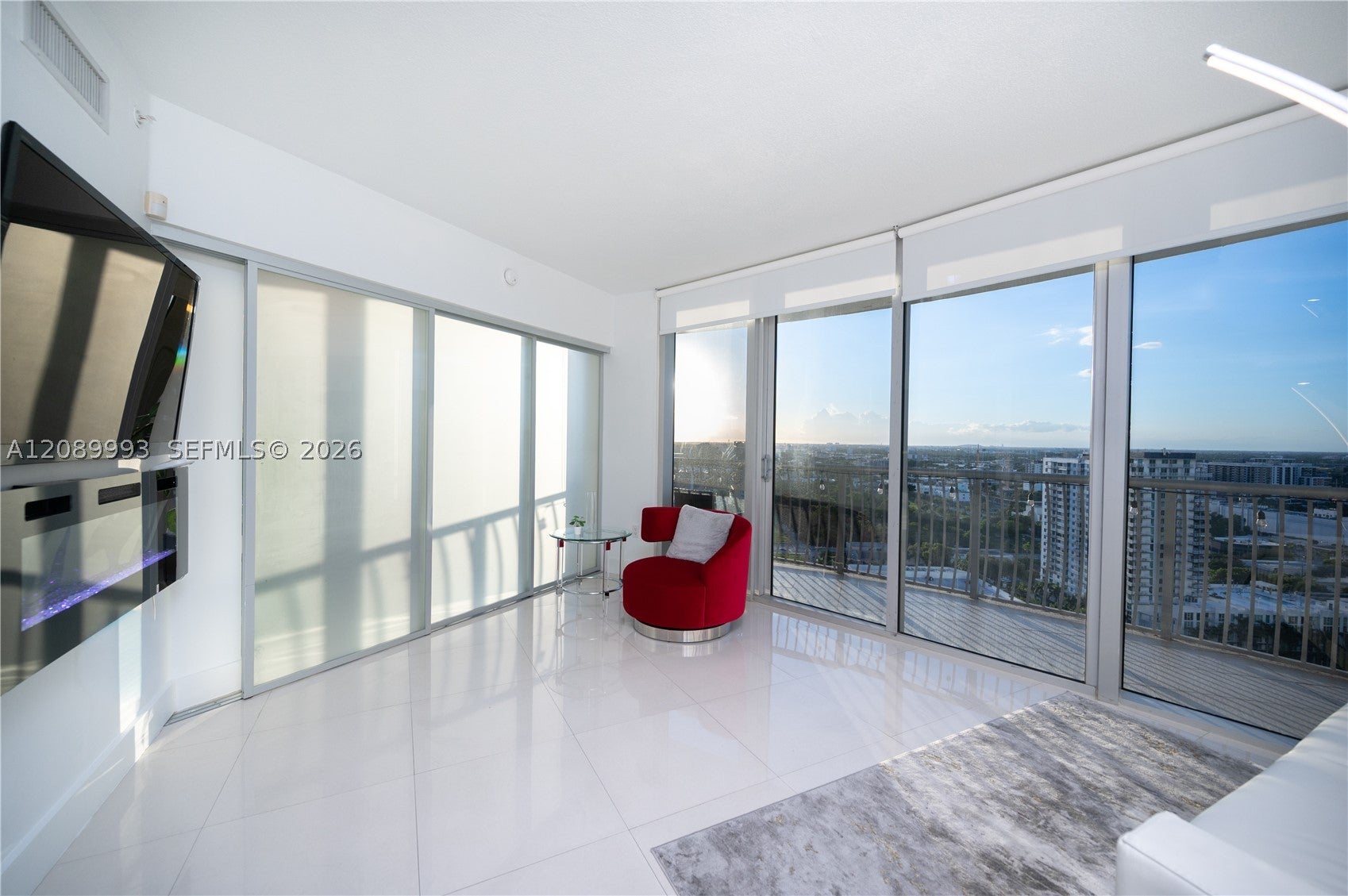 1750 N Bayshore Dr 2615