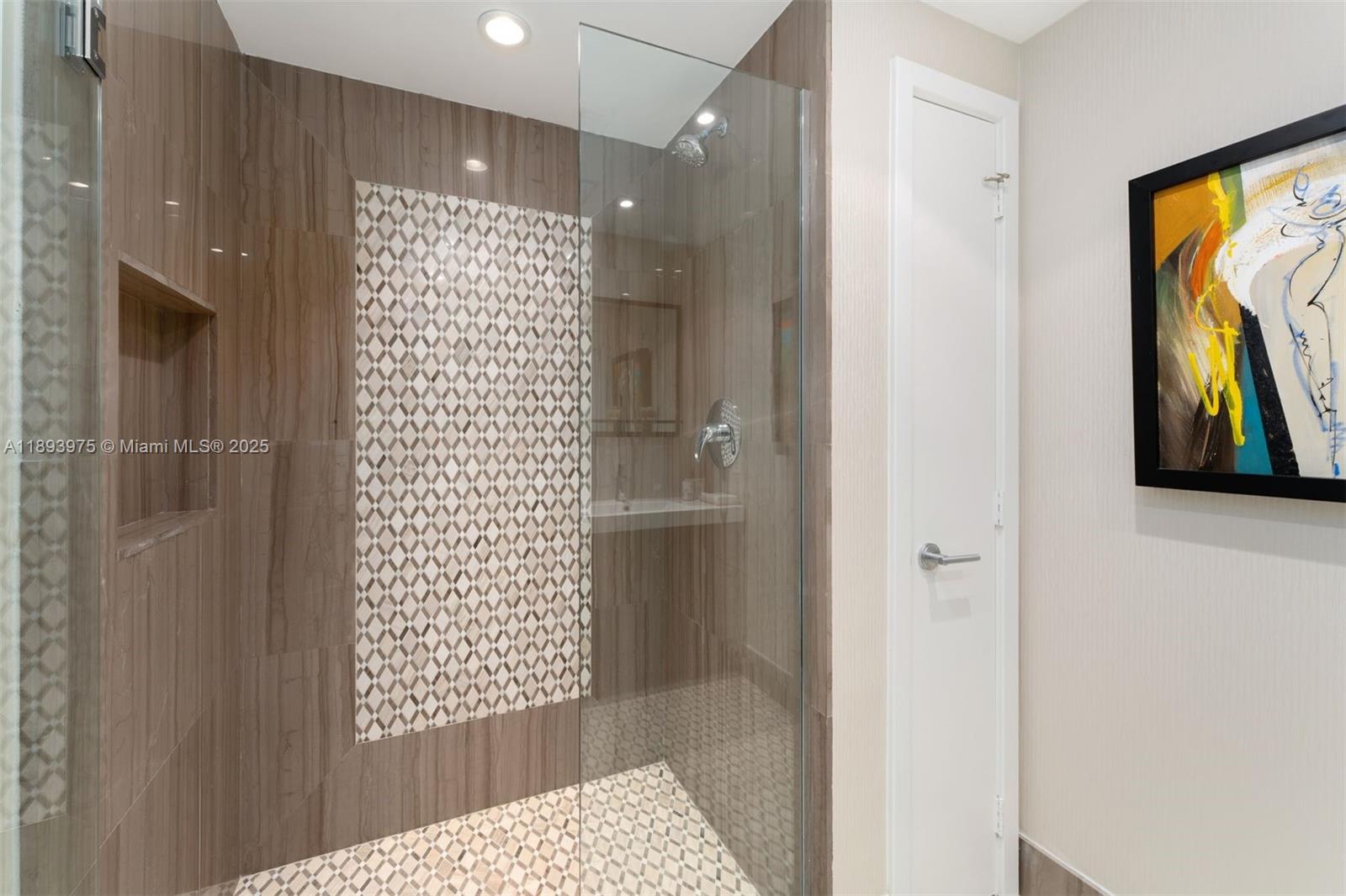 NORTH CARILLON BEACH COND - Residential