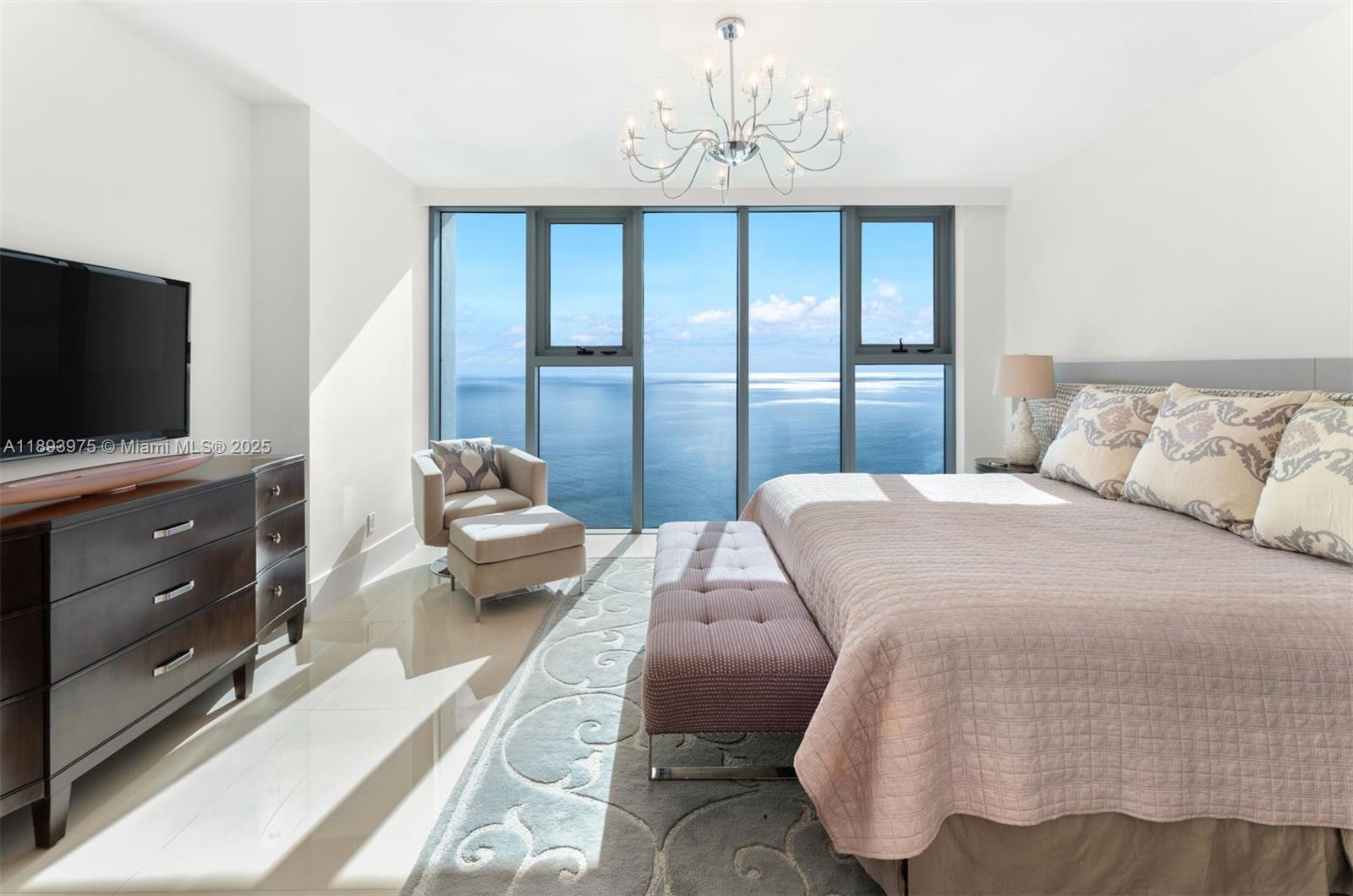 NORTH CARILLON BEACH COND - Residential