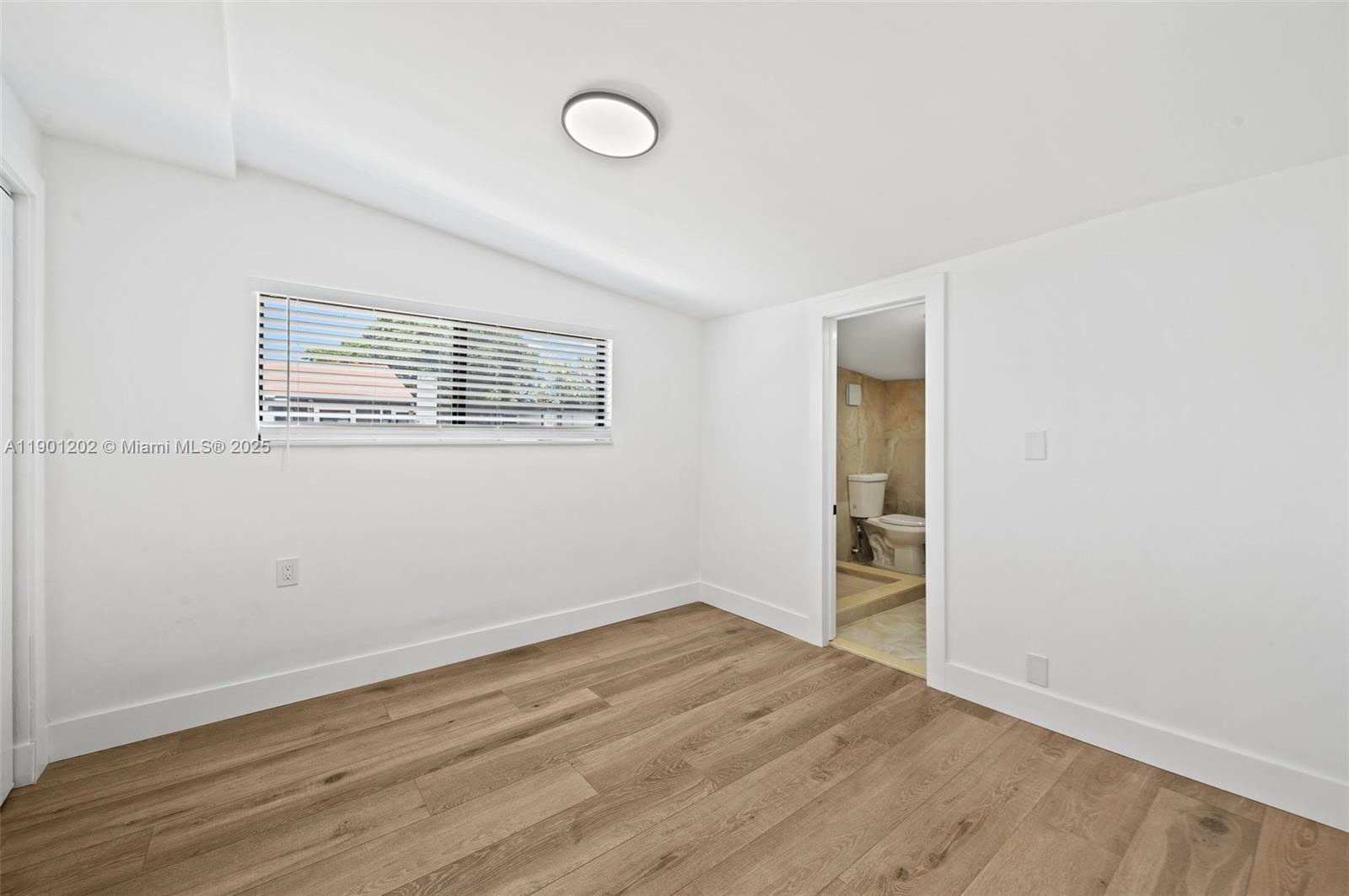 OAKLAND PARK - Residential