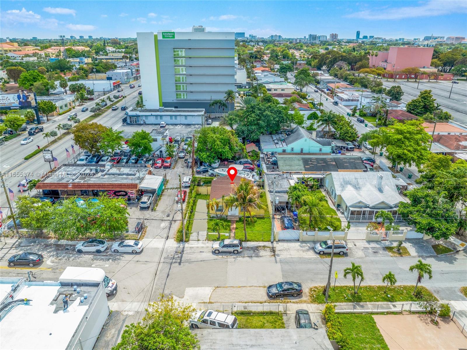View photos, virtual tours, details... 2728 NW 3rd St