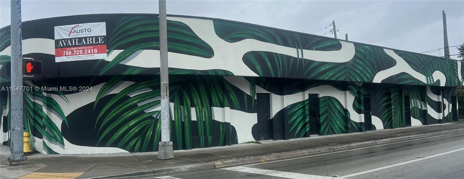 Open your Art Studio or Retail store on Miami’s vibrant corner of NW 7 Avenue and 46 Street. This location offers a 1500 square foot corner suite. Location offers assigned parking spaces. This building is situated in one of the majorNorth/South thorough fares, along with public transportation. Property is in direct connectivity to Wynwood, Design district, Allapatah and Miami Beach.