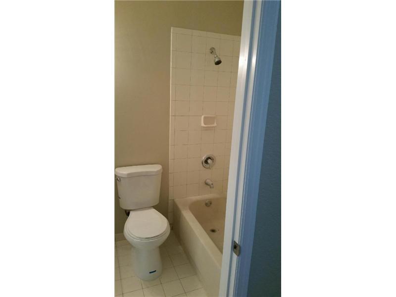 MOWRY VILLAS - Residential Lease