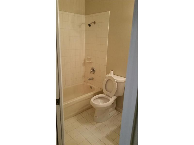 MOWRY VILLAS - Residential Lease