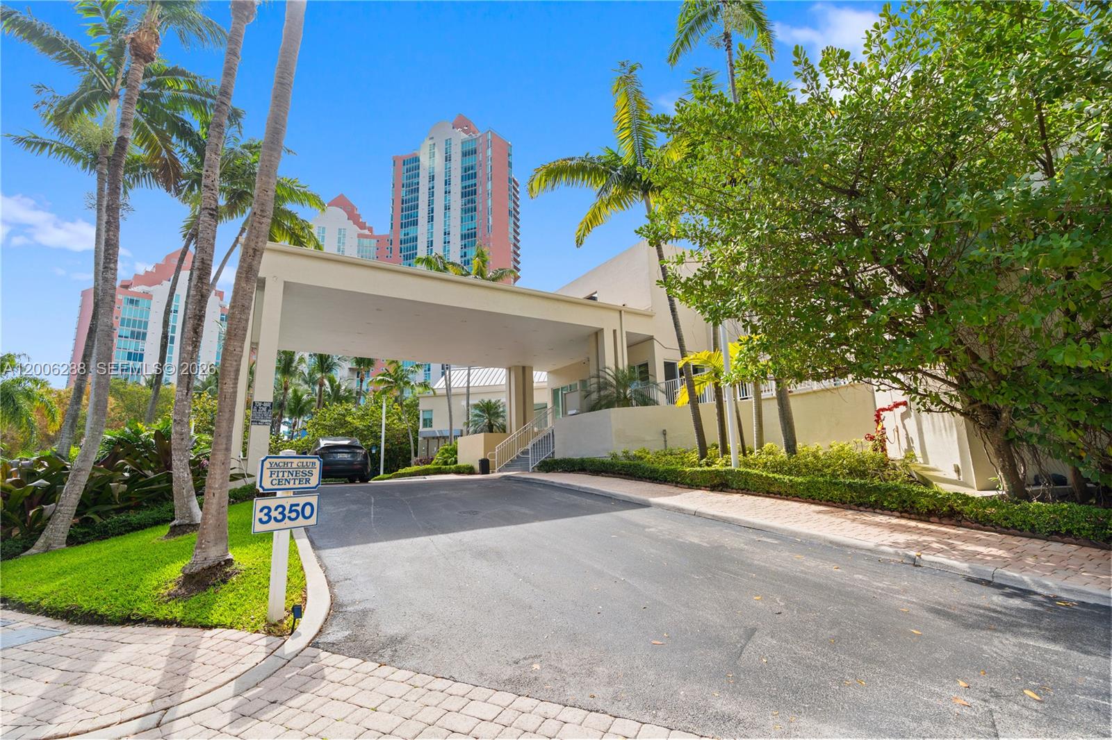 3330 NE 190th St 712