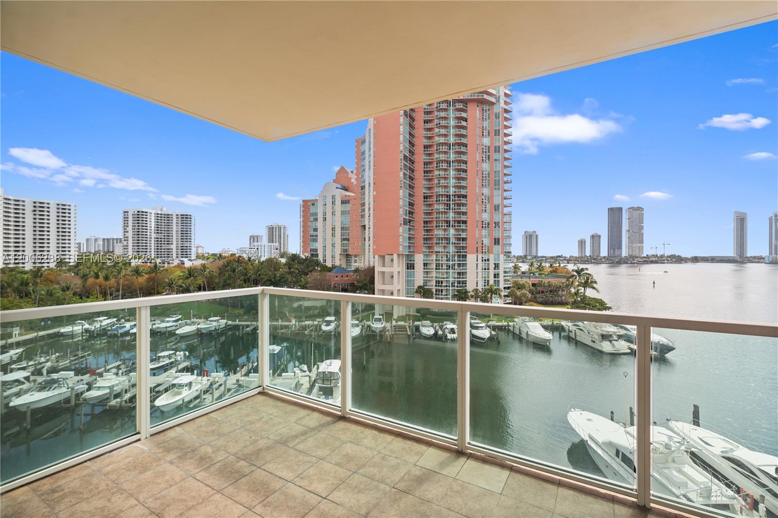 AVENTURA MARINA CONDO NUM - Residential