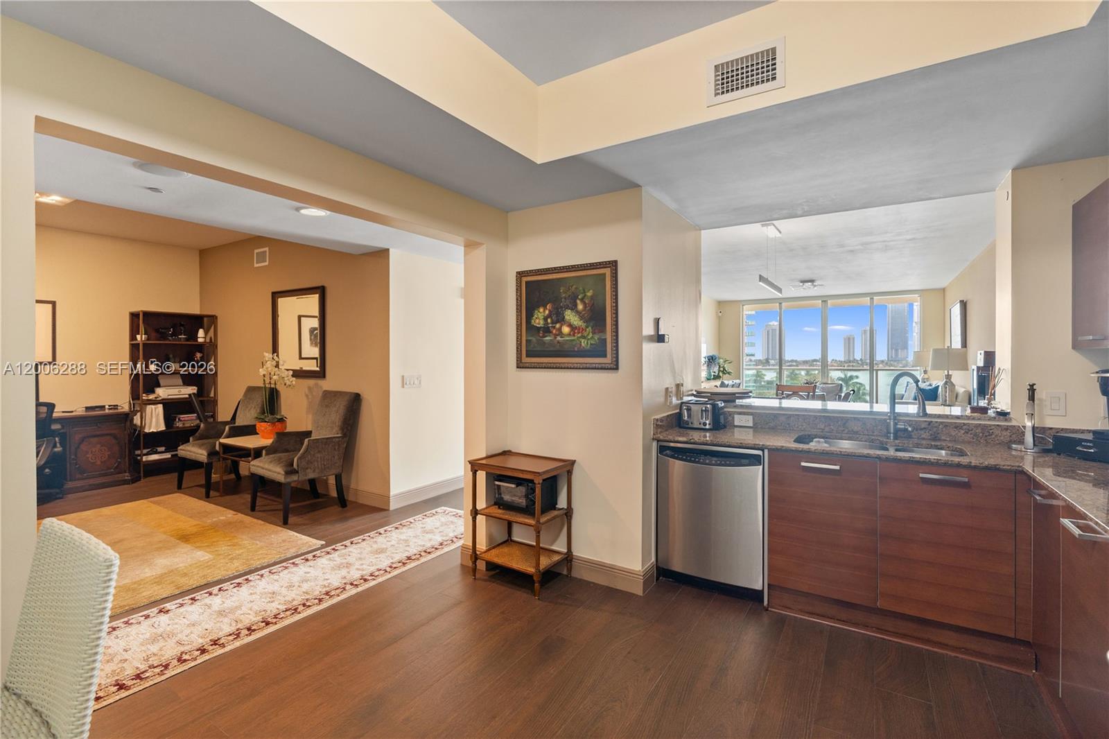 AVENTURA MARINA CONDO NUM - Residential