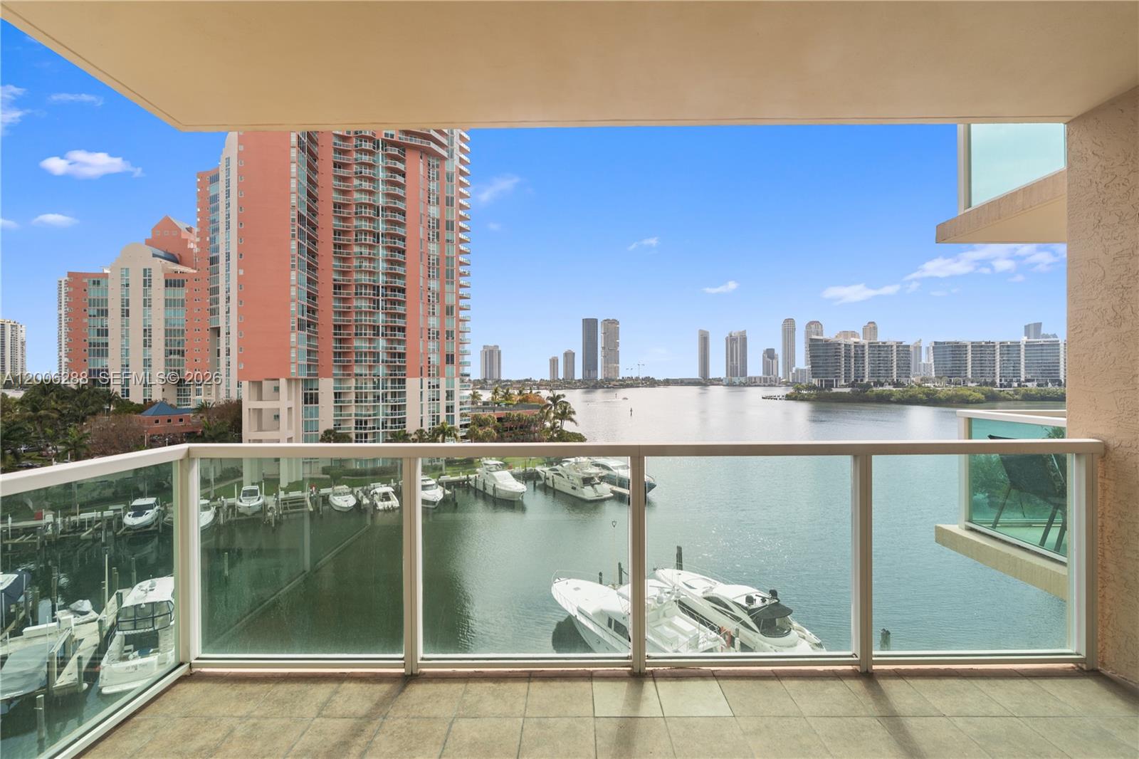 AVENTURA MARINA CONDO NUM - Residential