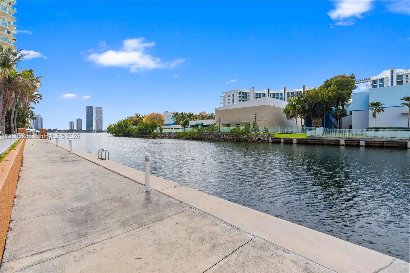 AVENTURA MARINA CONDO NUM - Residential